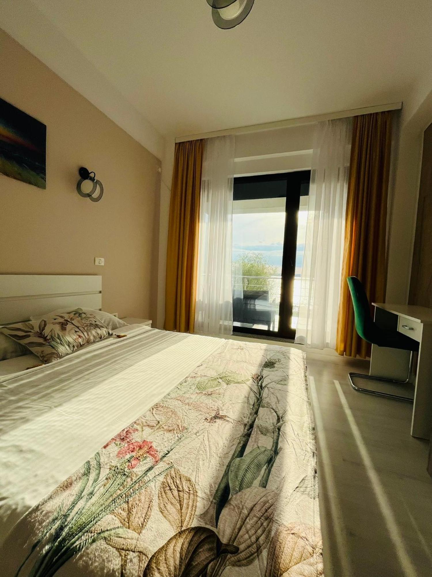 Roapart- Sunset Dream Apartament 2 Dormitoare Vedere Lac Si Parcare Mamaia Exterior photo